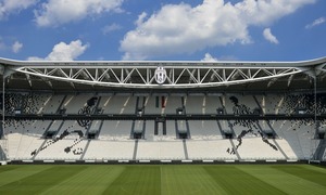 Campo de la Juventus. Rival en octavos de final de la Champions League.